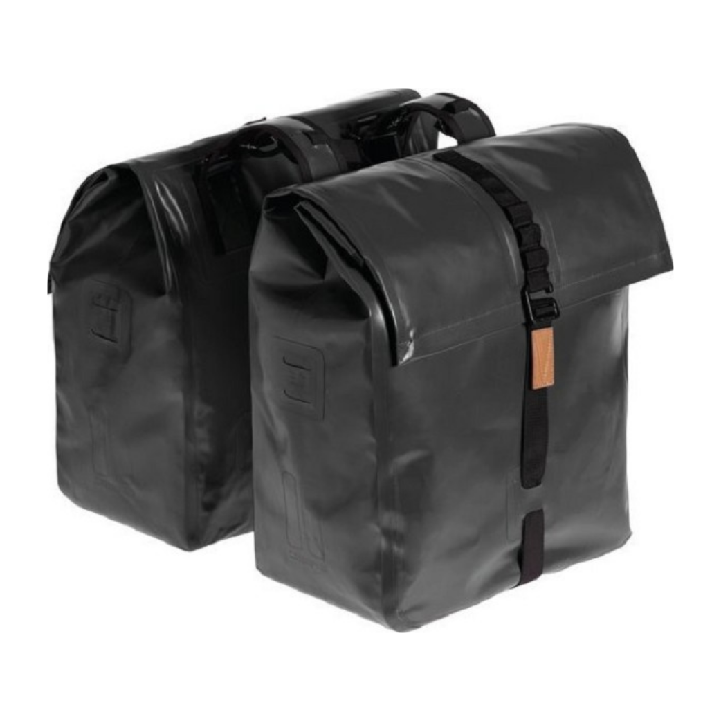Basil Urban Dry Doppel-Fahrradtasche 50L Schwarz
